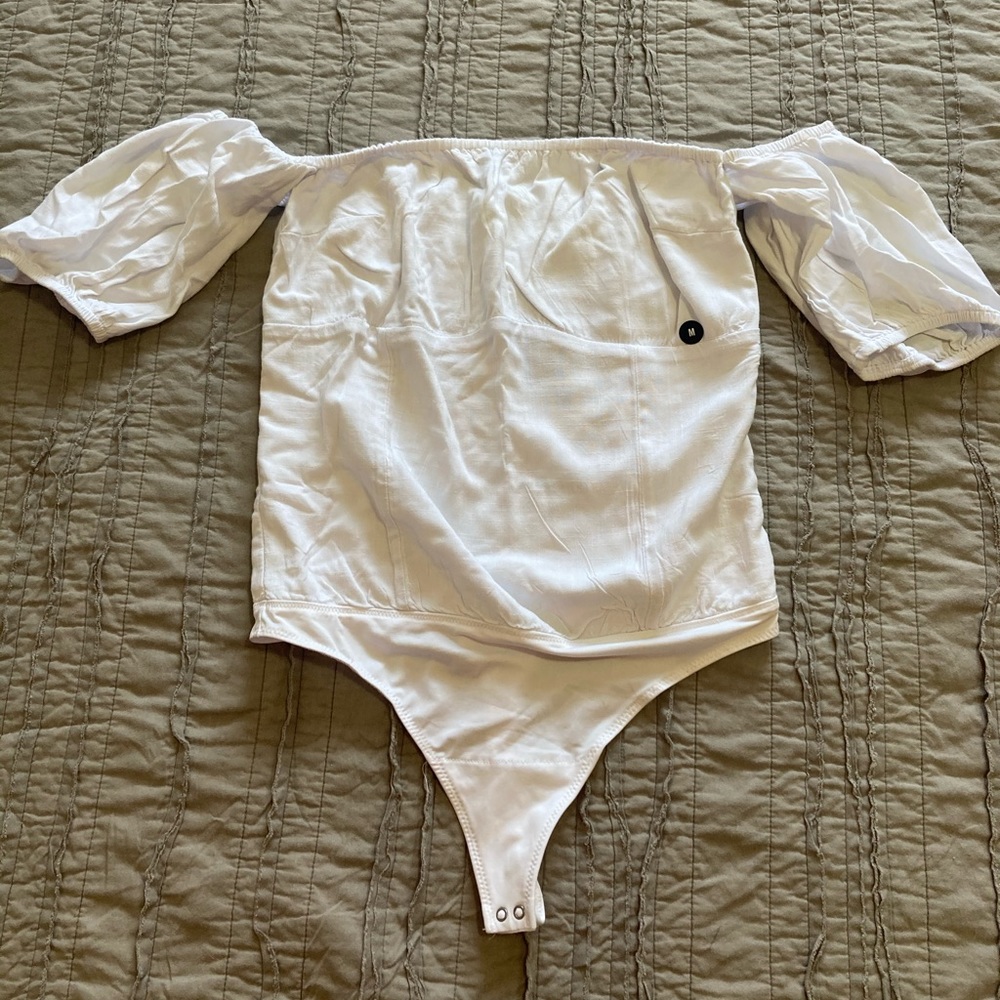 A&F off shoulder bodysuit